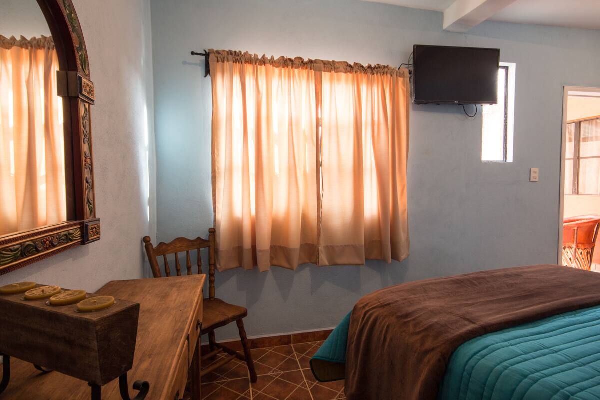 Double Room | Desk, iron/ironing board (on request), free WiFi