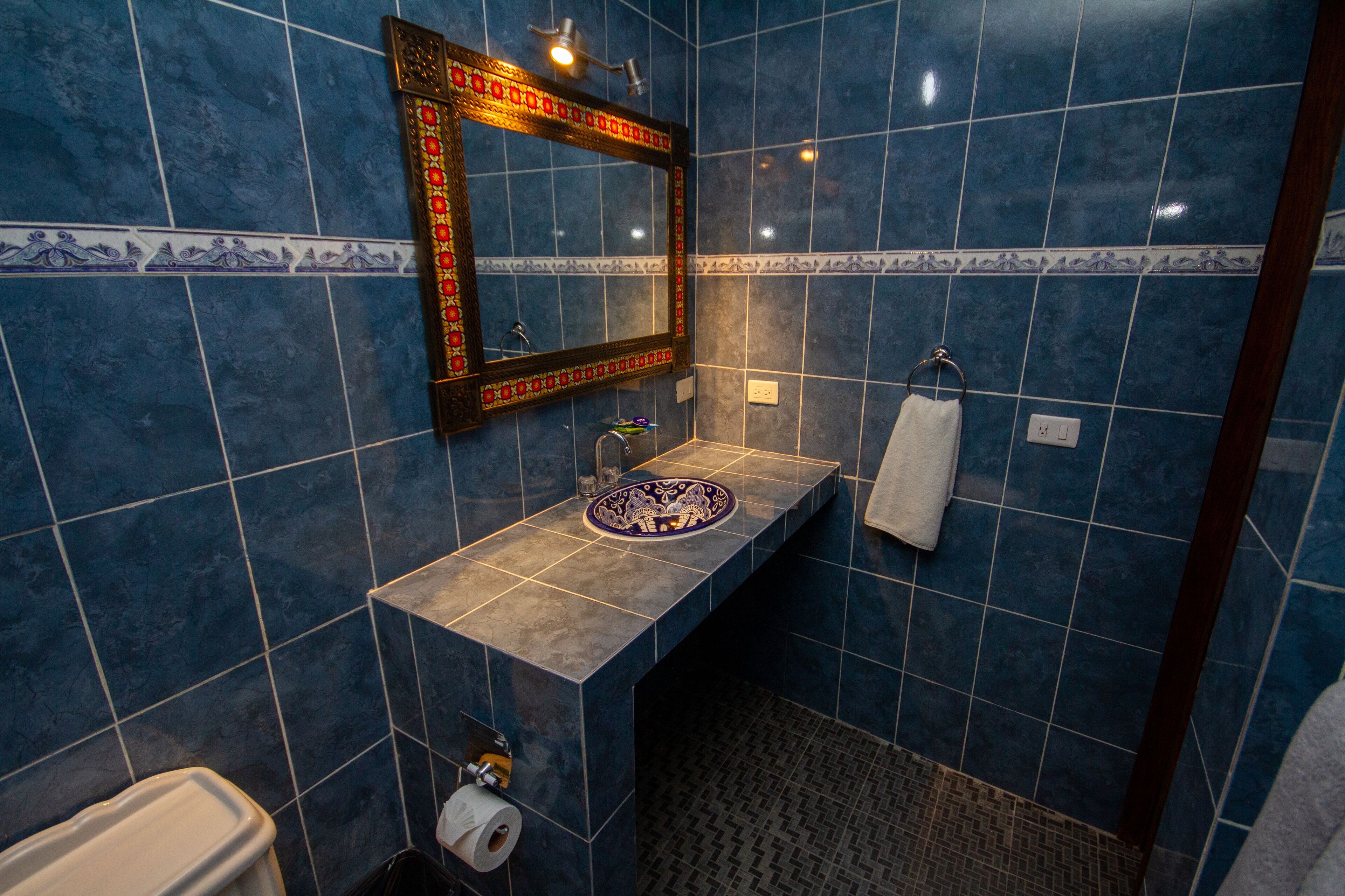 family quadruple room | bathroom sink