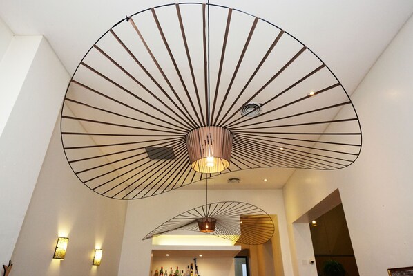 Àrea amb seients del vestíbul