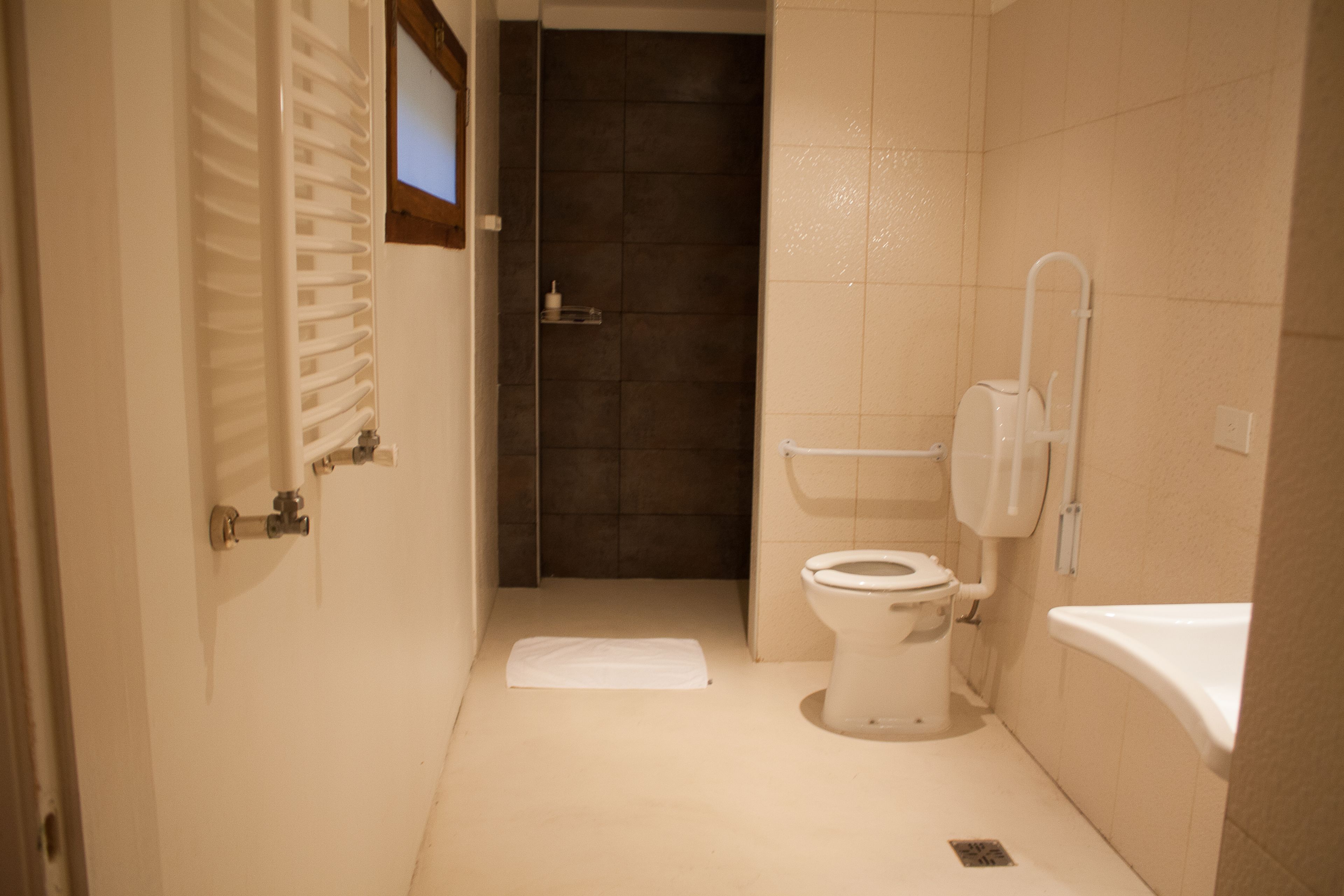 superior double or twin room, accessible | bathroom | rainfall showerhead, free toiletries, hair dryer, bidet