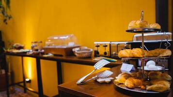 Desayuno buffet incluido todos los días