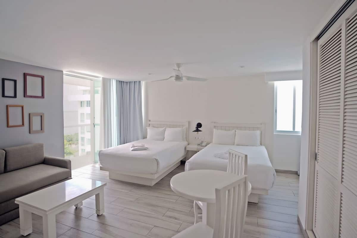 1 chambre, articles de minibar gratuits, coffre-fort