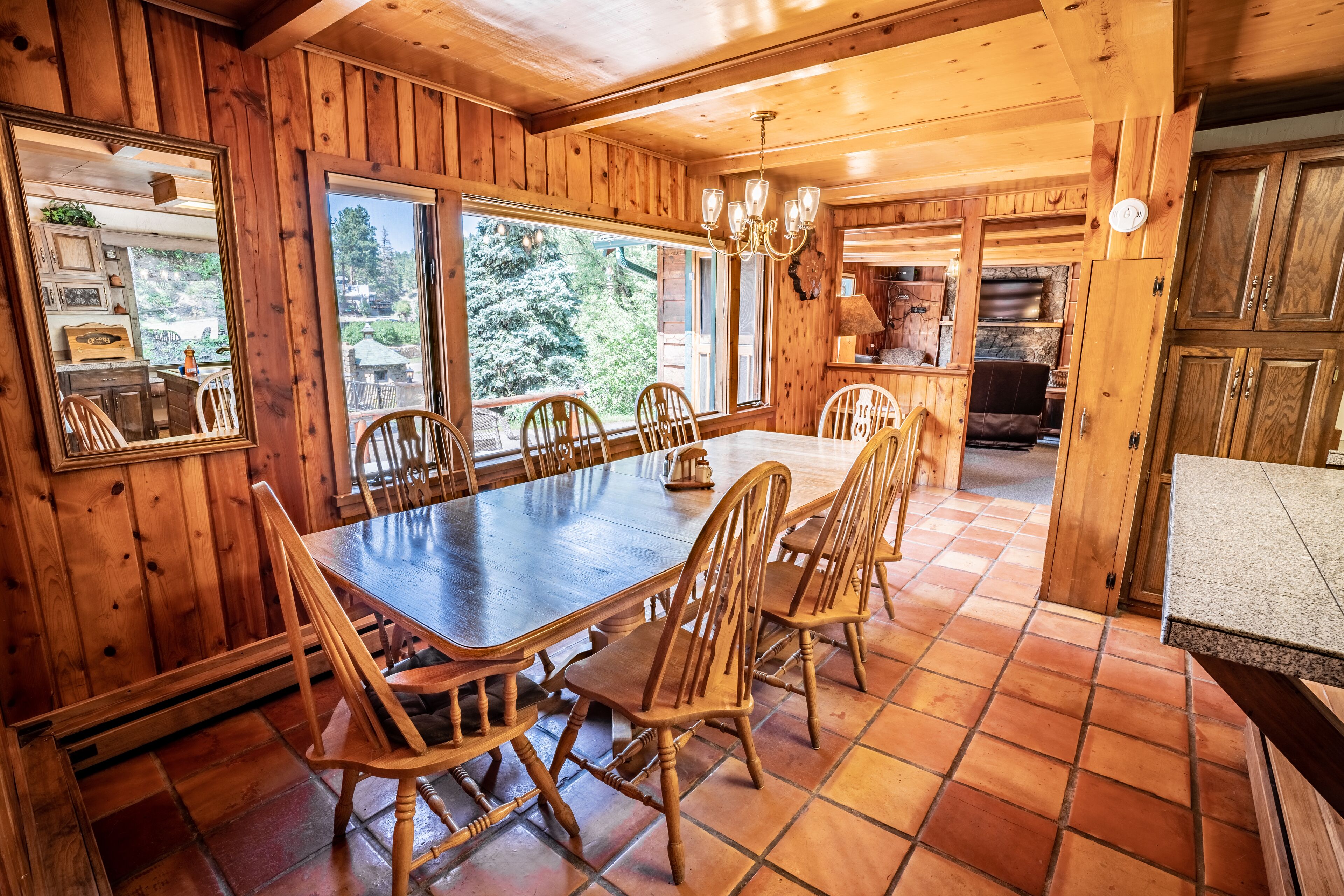 Family House, 2 Bedrooms, River View, Mountainside | Private kitchen