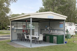 Grill-/Picknickplatz