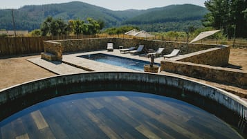 Seasonal outdoor pool, pool umbrellas, sun loungers