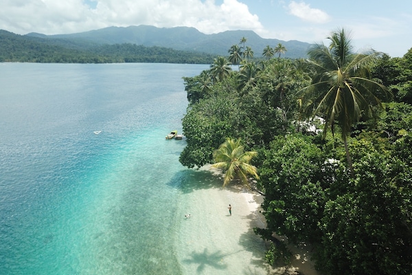 Private beach, beach towels, scuba diving, snorkeling