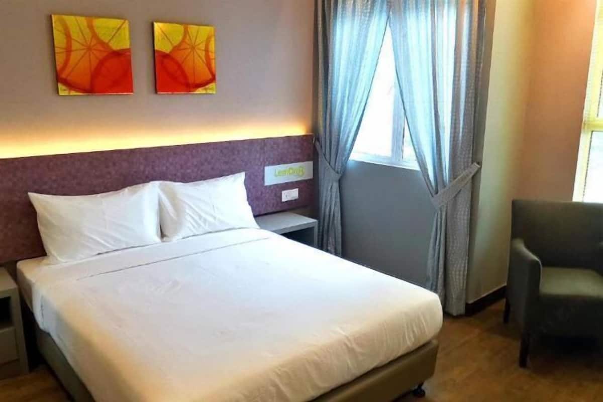 Desk, soundproofing, iron/ironing board, rollaway beds