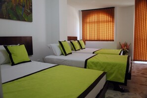 Iron/ironing board - Hotel Astorias (Pereira)