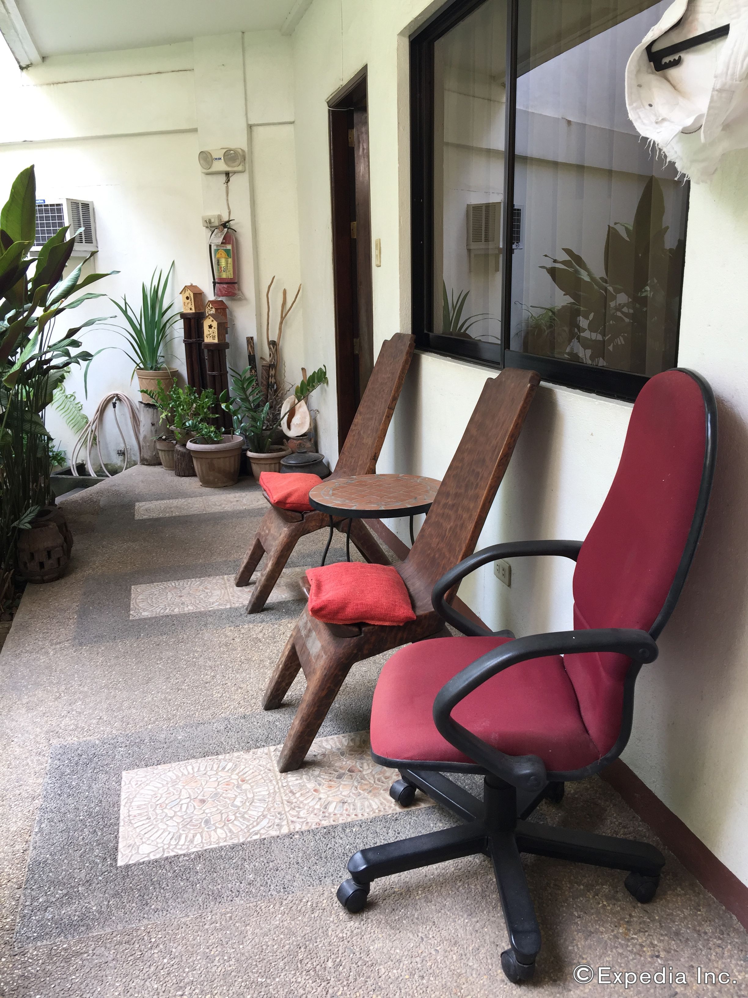 Deluxe-Zimmer, 1 Queen-Bett, zum Innenhof hin | Terrasse/Patio