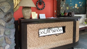 A reception desk with a sign reading "Bona Vista." - Balaibinda Lodge (Coron)