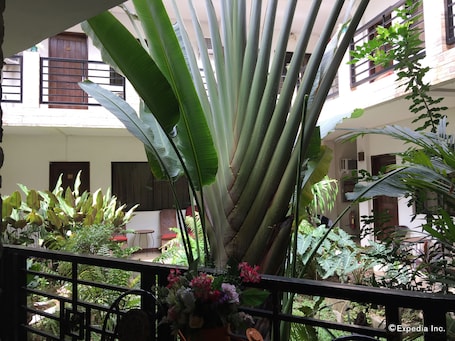 Detalle del exterior. Balaibinda Lodge