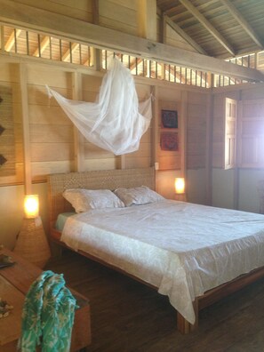 四人房, 露台, 海景 | 客房内保险箱、免费 WiFi