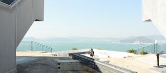 Hong Kong Island YHA Jockey Club Mt. Davis Youth Hostel