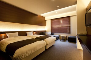 Ropa de cama de alta calidad, caja fuerte, cortinas opacas