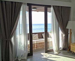 Luxury Suite | Terrace/patio