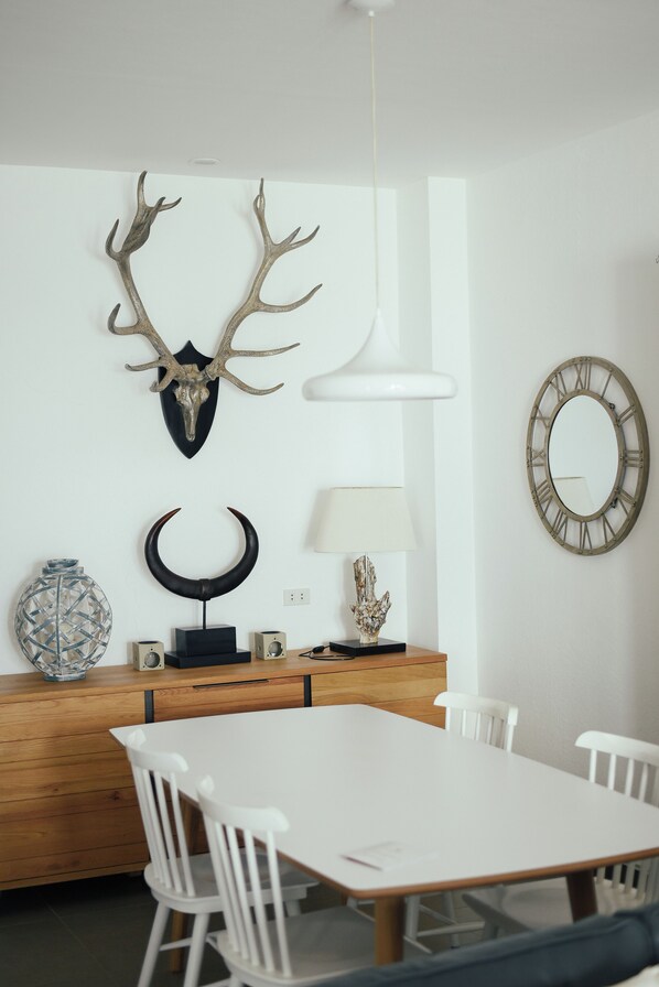 Luxury Suite | In-room dining