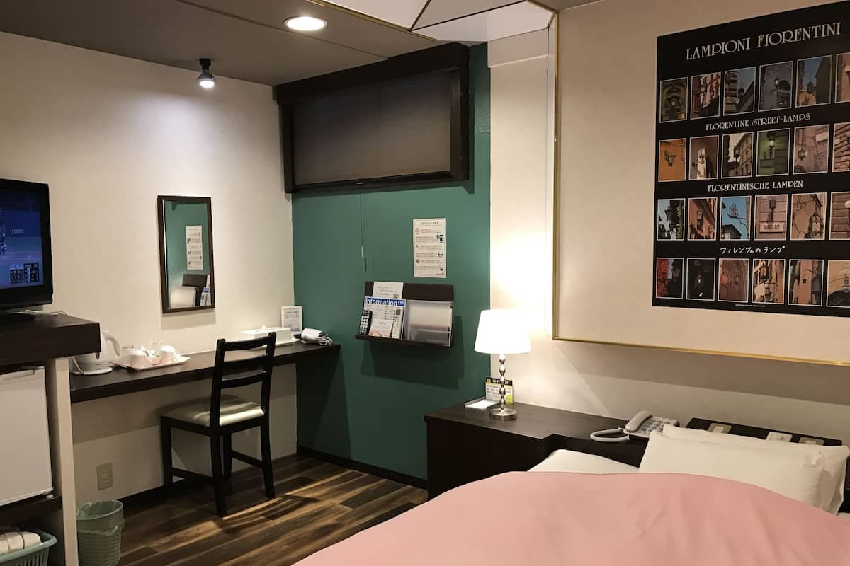 Double Room, Non Smoking | 1 bedroom, desk, laptop workspace, iron/ironing board