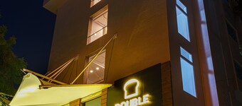 Treebo Trend Fourth Avenue