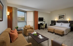 Estudi, vistes a la muntanya | Caixa forta a l'habitació, escriptori i bressols gratuïts 