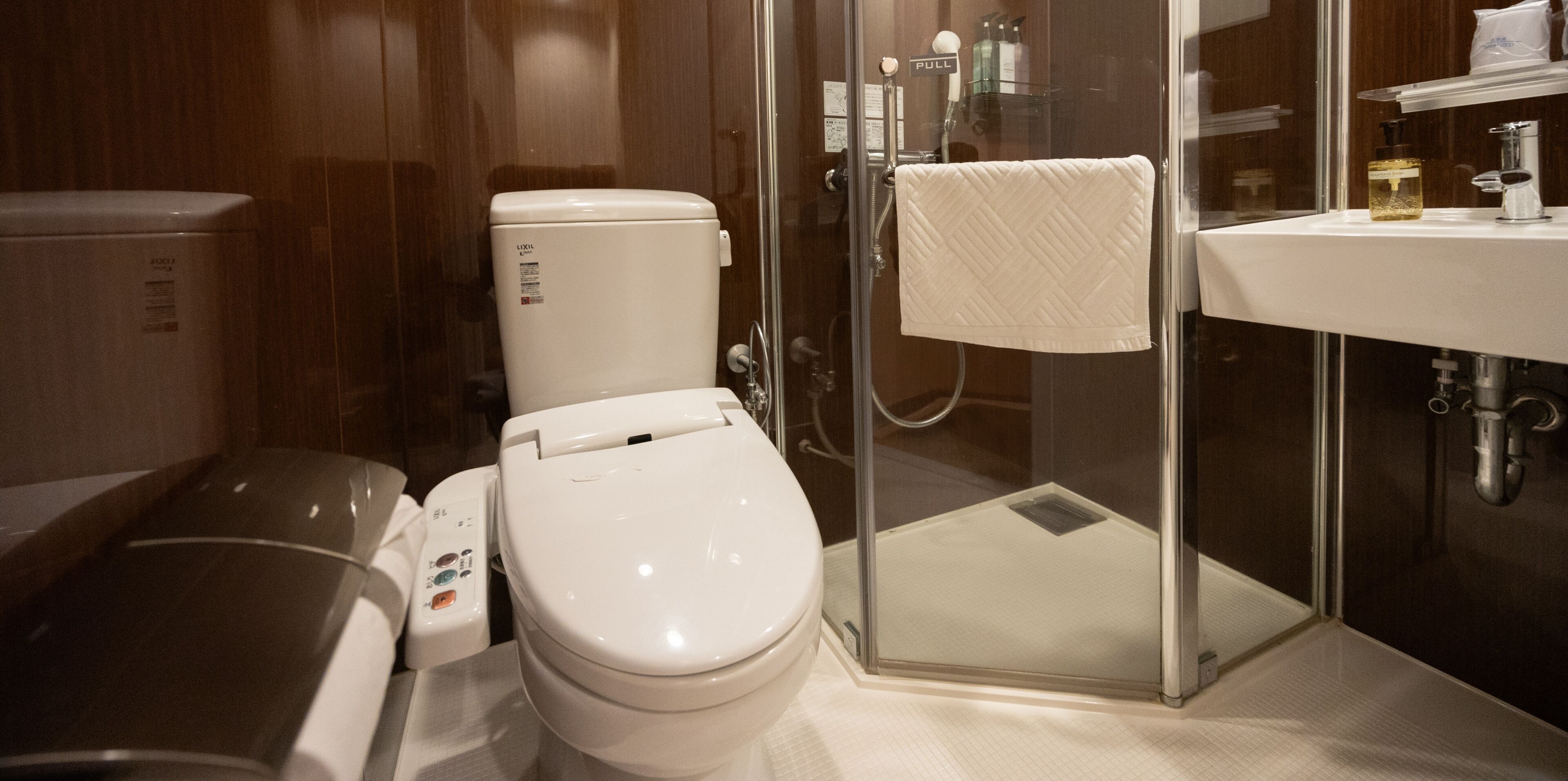 small double room, non smoking | 1 bedroom, premium bedding, down duvets, pillow-top beds