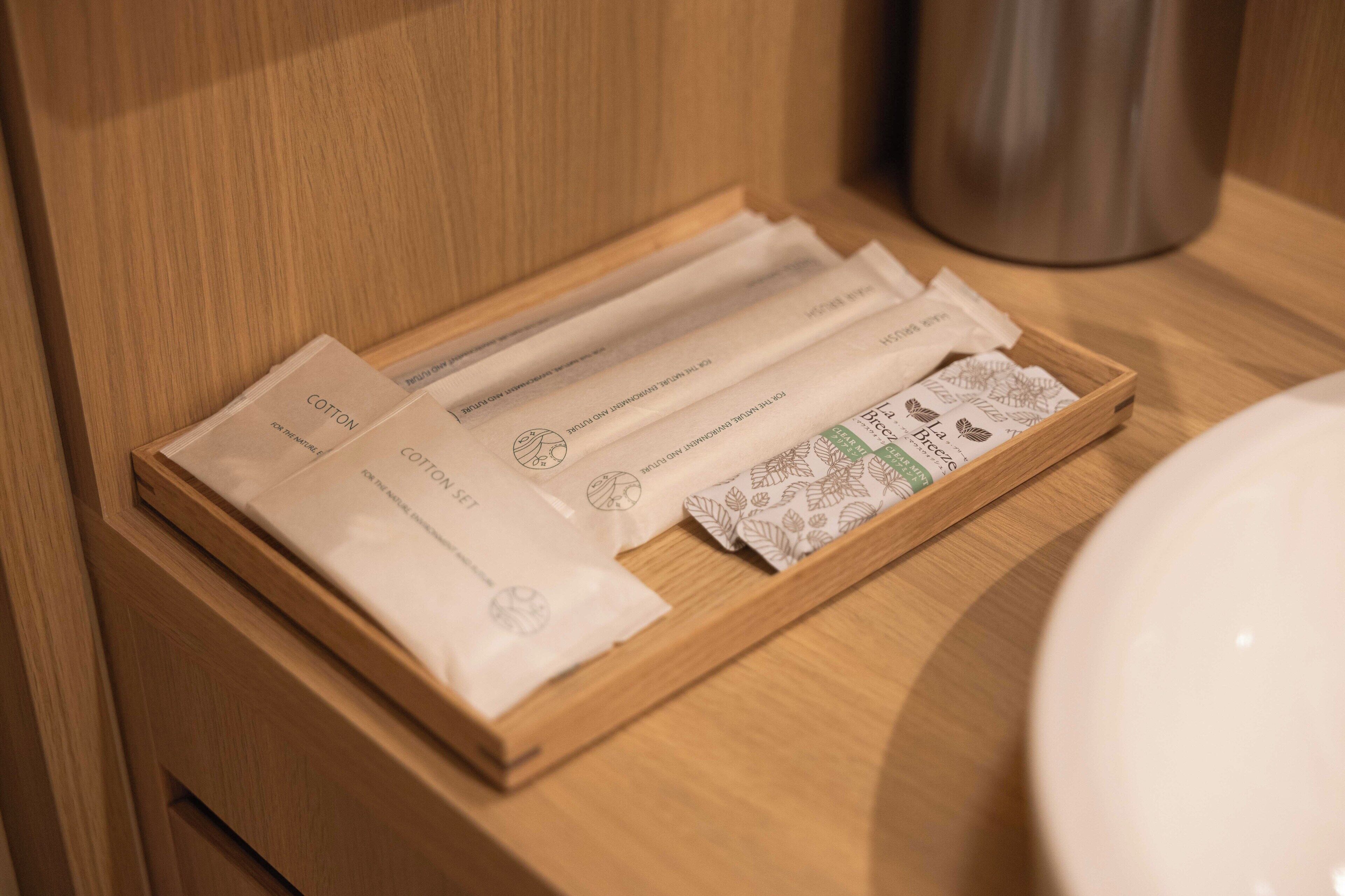 standard twin room, non smoking | 1 bedroom, premium bedding, down duvets, pillow-top beds