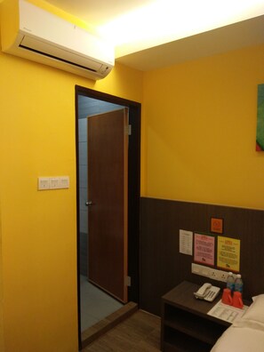 Superior-rum - 1 queensize-säng (With Windows) | Strykjärn/strykbräda och gratis wi-fi