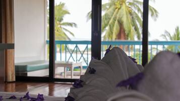 Deluxe Room Terrace | 3 bedrooms, in-room safe, individually furnished, blackout drapes
