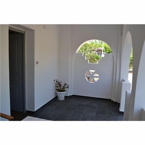 Studio, 1 Bedroom | Balcony