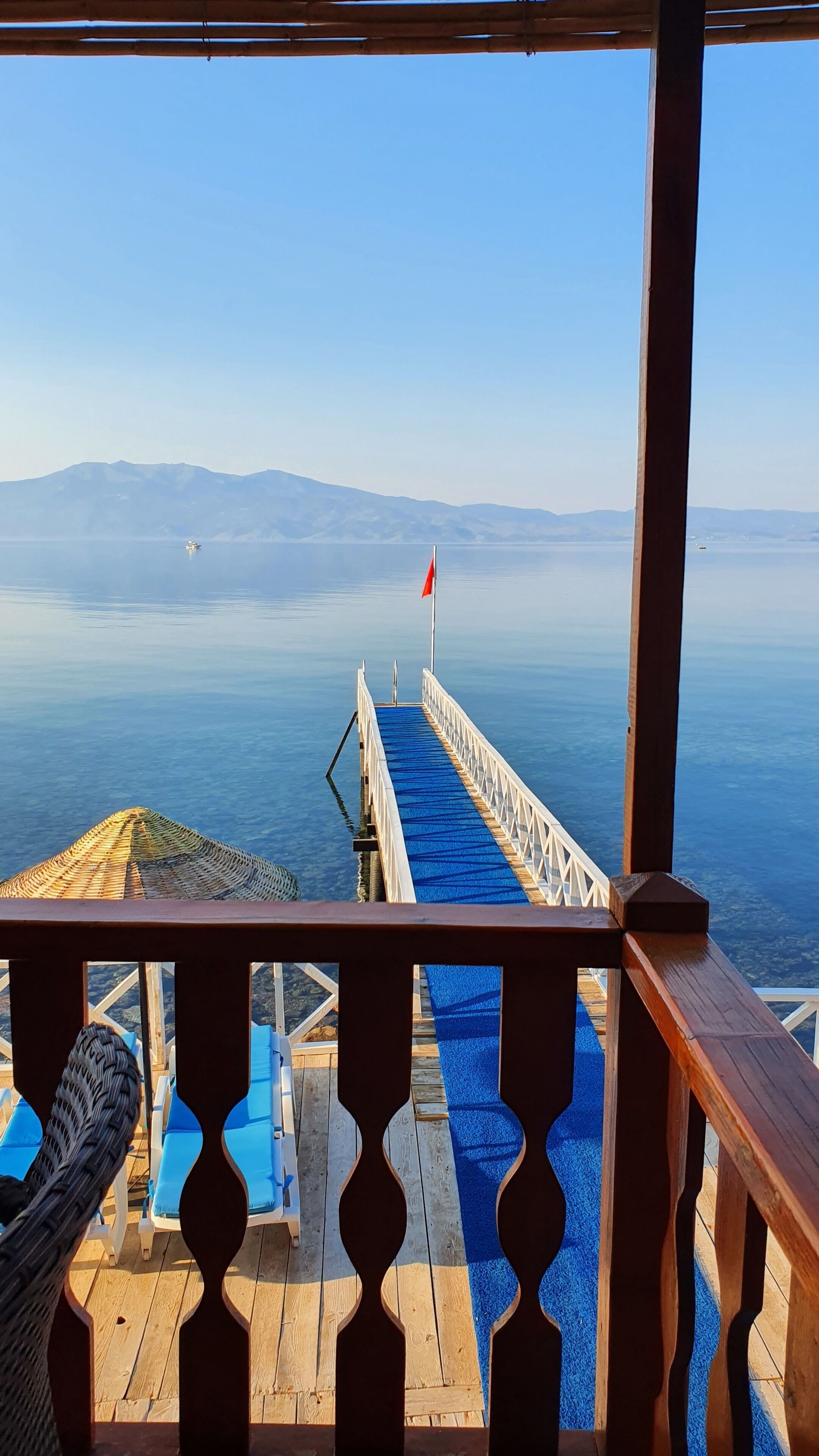 private beach, free beach cabanas, sun-loungers, beach umbrellas