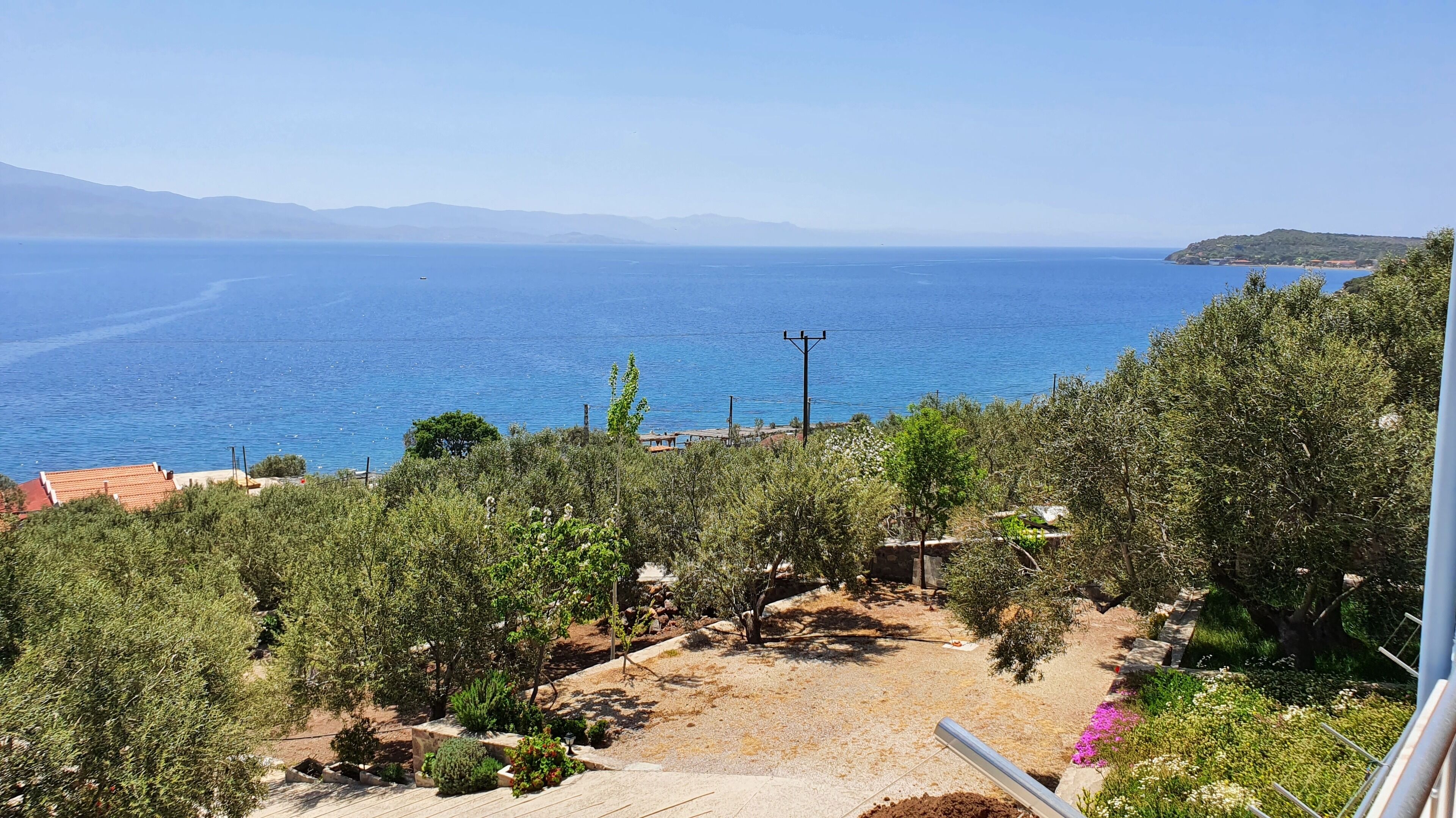 deluxe triple room, multiple beds, non smoking, sea view | view from room