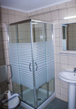 Bañera y toallas