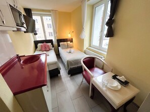 Coffres-forts dans les chambres, chambres insonorisées, Wi-Fi gratuit