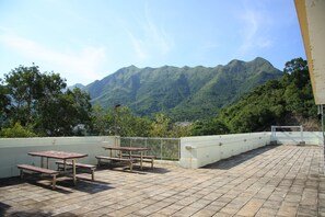 Terrace/patio - YHA Bradbury Jockey Club Tai Mei Tuk Youth Hostel (Tai Po)