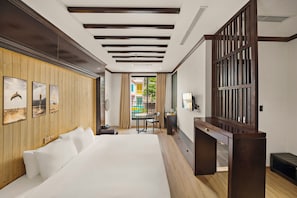 Executive Double or Twin Room, Balcony, City View - Palazzo Luxury Hotel (Da Nang)