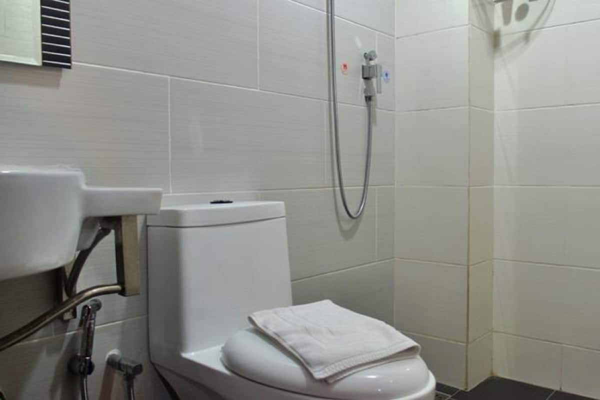Dusche, kostenlose Toilettenartikel