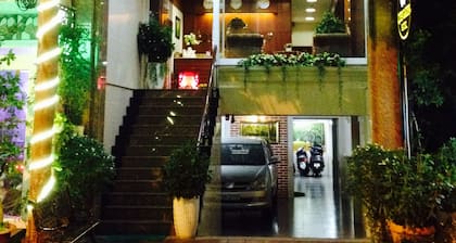 Queen Garden Hotel
