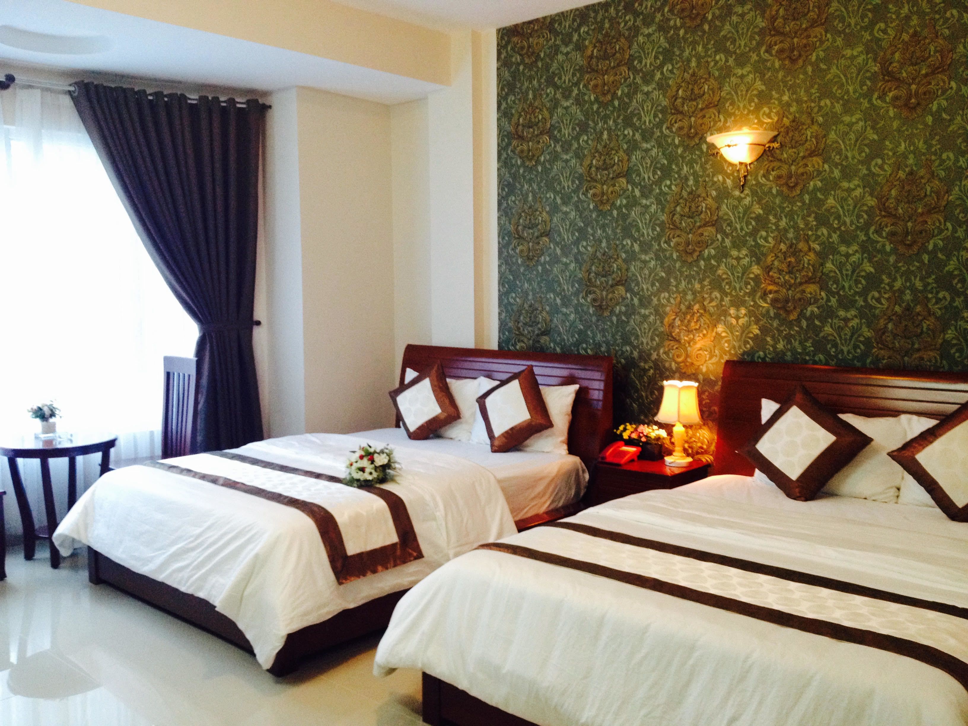 vip quadruple room | interior detail