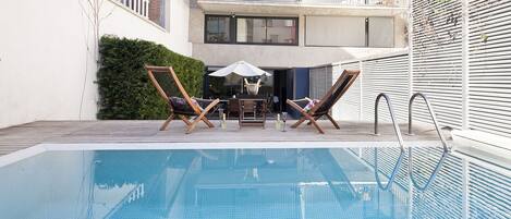 Business Duplex, 3 Bedrooms, Private Pool, Ground Floor | Terrace/patio