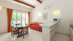 Télévision à écran plat