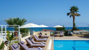 Premium bedding, soundproofing, iron/ironing board, free WiFi