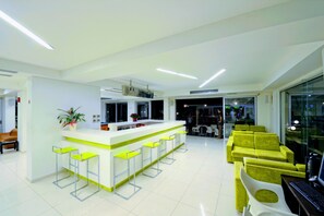 Bar (on property) - Hermes Hotel (Hersonissos)
