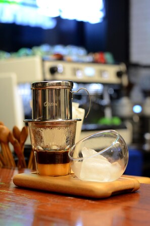 Food and drink - MaxOneHotels at Dharmahusada - Surabaya (Surabaya)