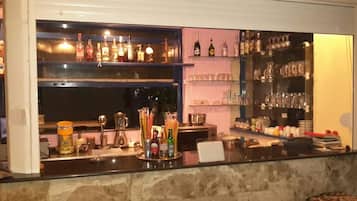 Poolside bar