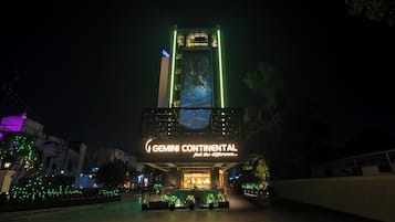 Estacionamiento gratis, valet parking gratis