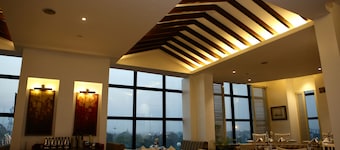 Gemini Continental Lucknow