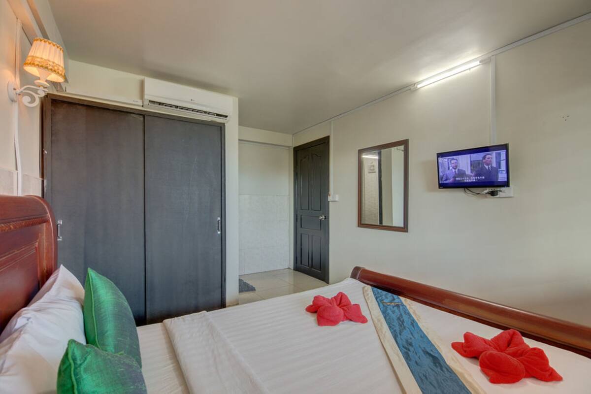 Standard Double Room, 1 Double Bed | In-room safe, WiFi (free), bed sheets