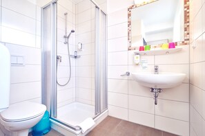 Double Room | Bathroom