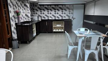 Breakfast, lunch, dinner served; Portuguese cuisine