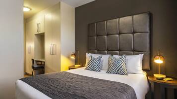 Basic Apartment, 1 Bedroom | Premium bedding, in-room safe, desk, blackout curtains