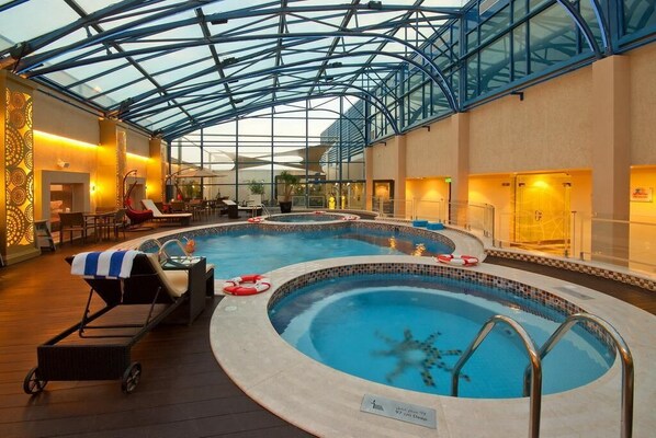 2 indoor pools